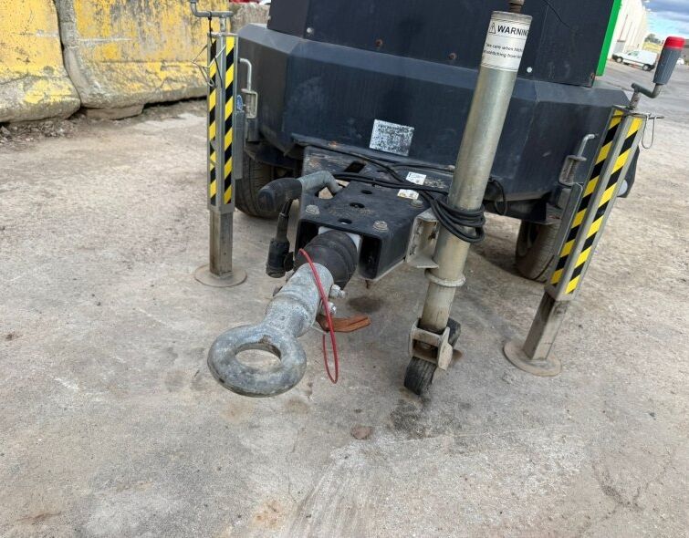 GENERAC MOBILE V20 LIGHTING TOWER